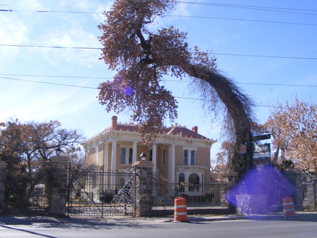 Los Lunas Mansion