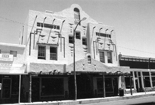 El Sol Theatre