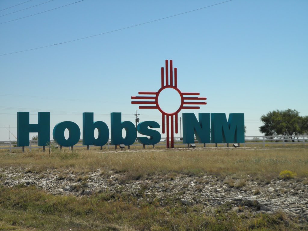Sign on US62 & US180 at western edge of Hobbs, NM