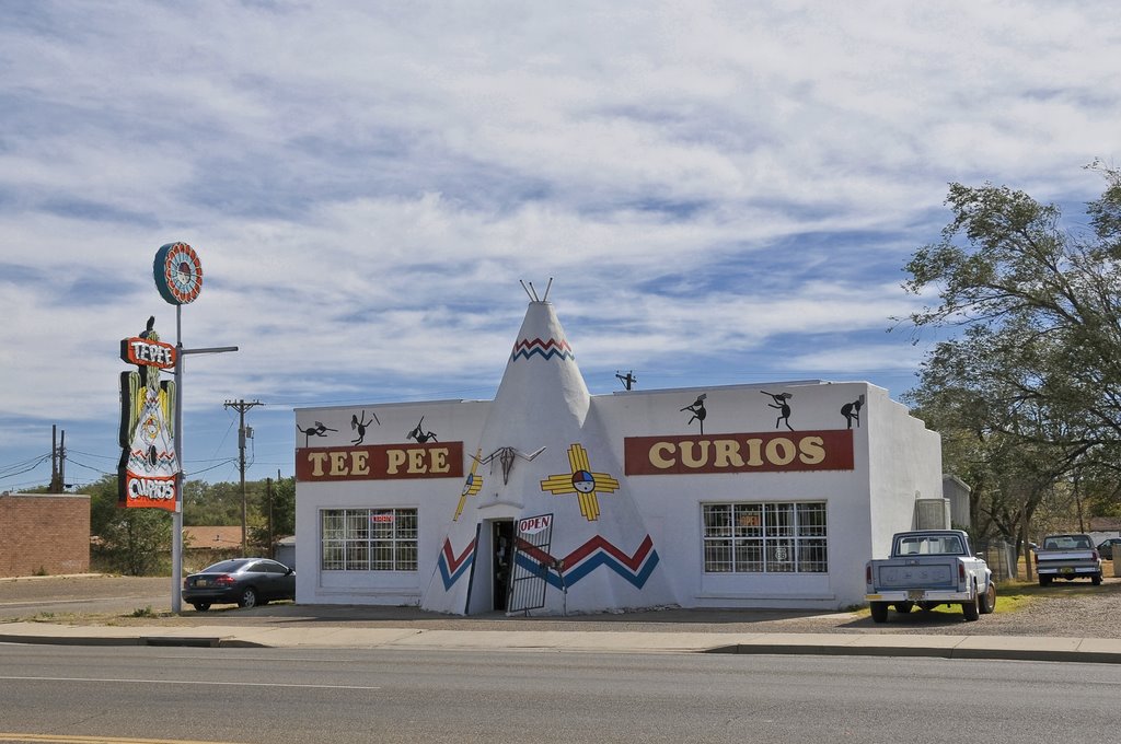 Roadside business on Route 66, Tucumcari, NM