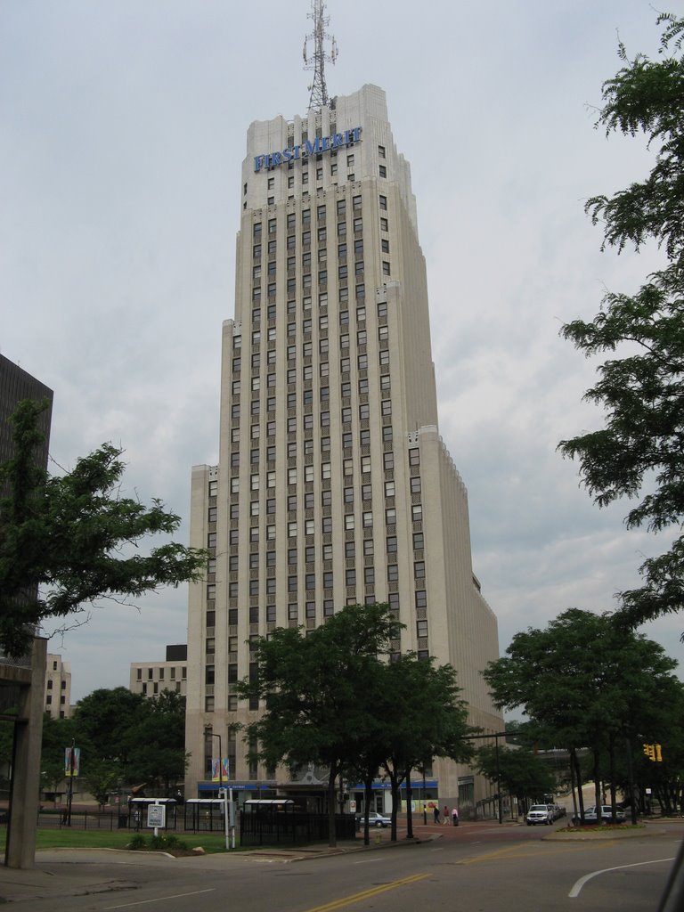 First Merit (formerly First Central Trust) Building, Akron, Ohio