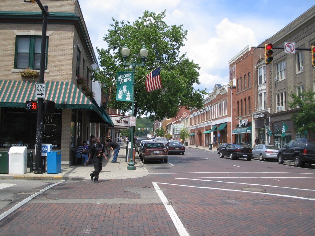 Looking north up Court St. (intersection of Court & Union) in Athens, OH