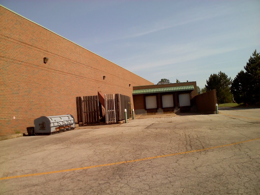 ormer Tops Friendly Markets in Bedford, Ohio