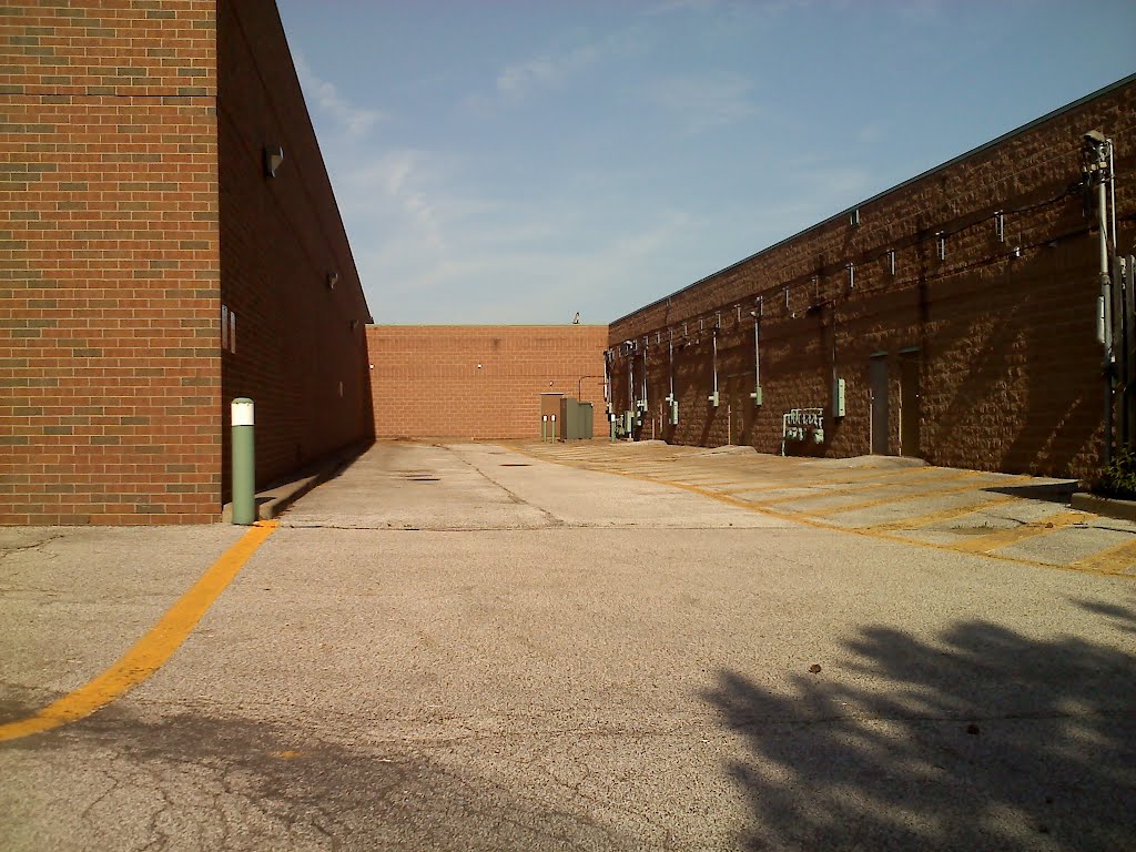 Meadow Brook Market Square in Bedford, Ohio