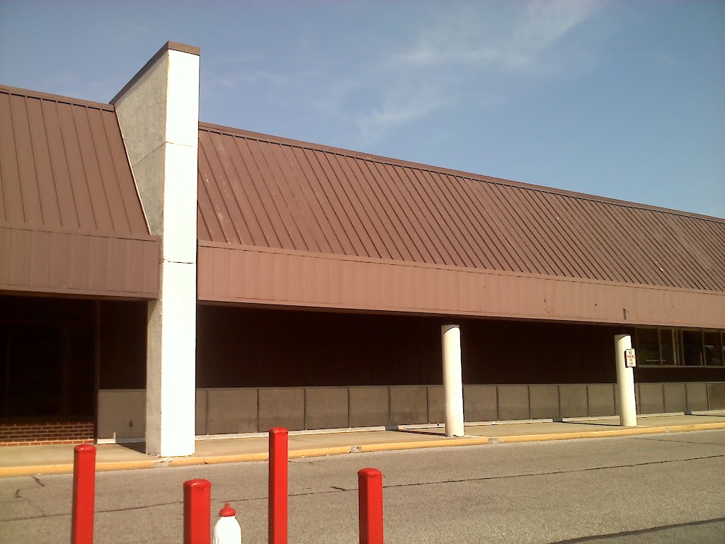Southgate USA shopping center in Bedford, Ohio