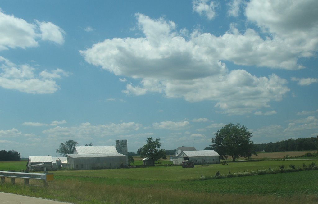Barn near Shroll Road