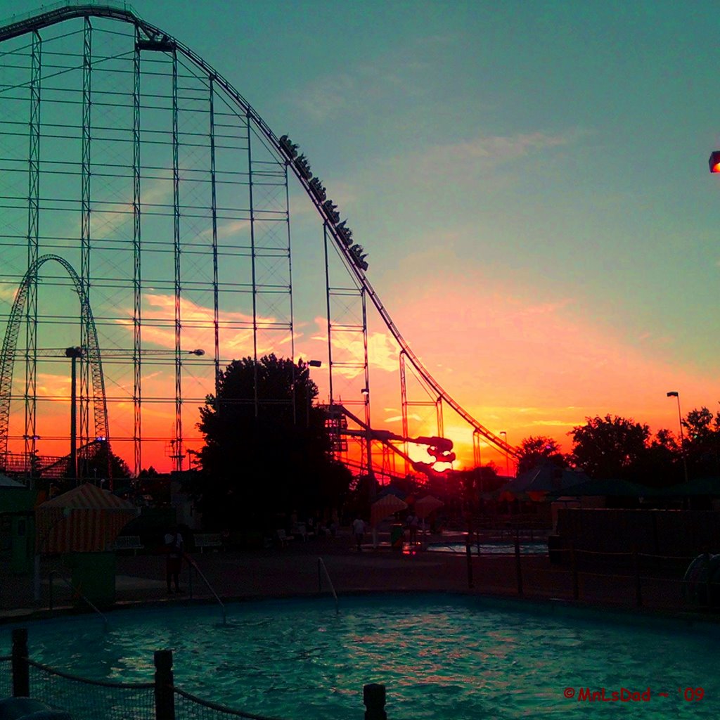 Riding into the Sunset ~ Cedar Point ~ Magnum XL200