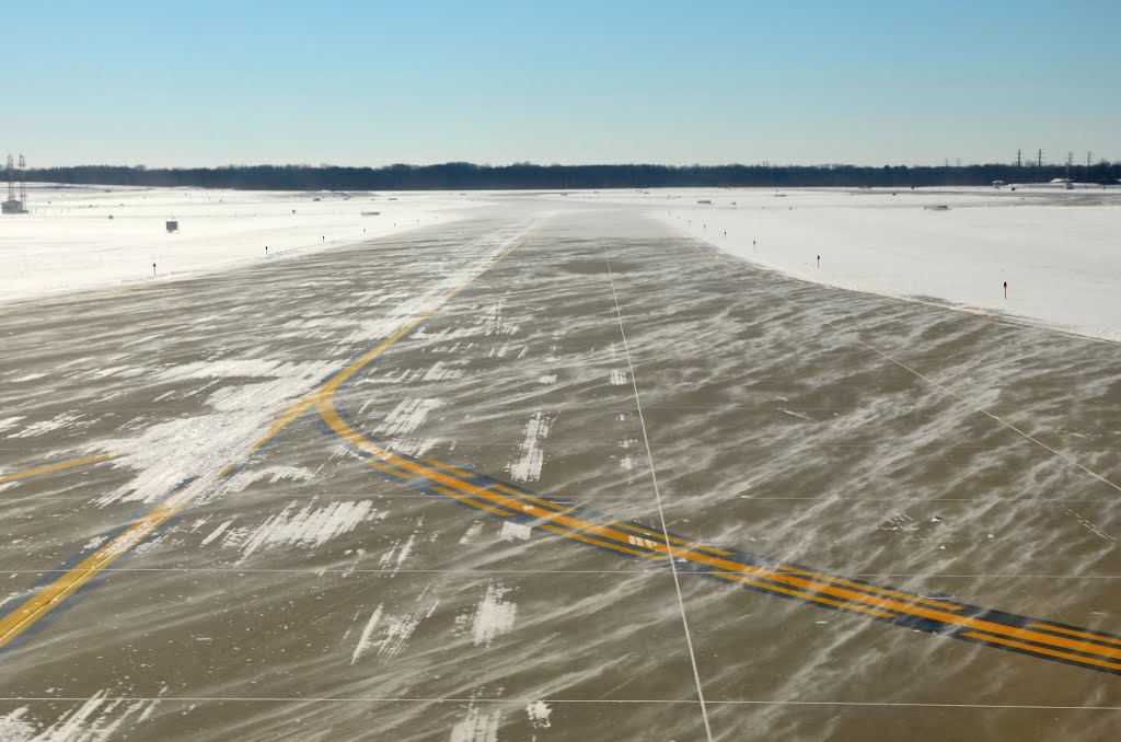 Runway at Cleveland Hopkins International Airport