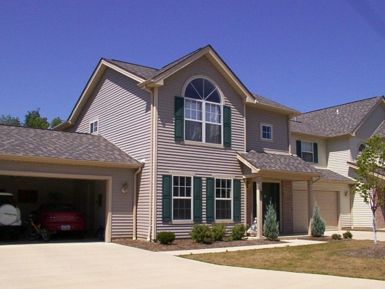 6800 Meadow Lane