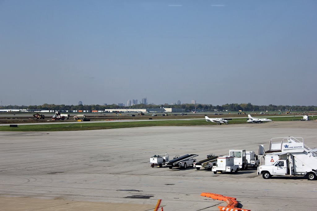downtown Columbus from Airport
