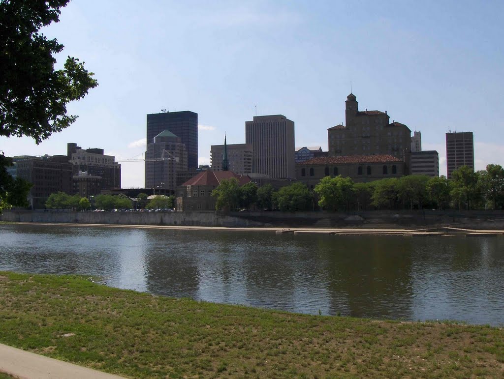 Downtown, GLCT