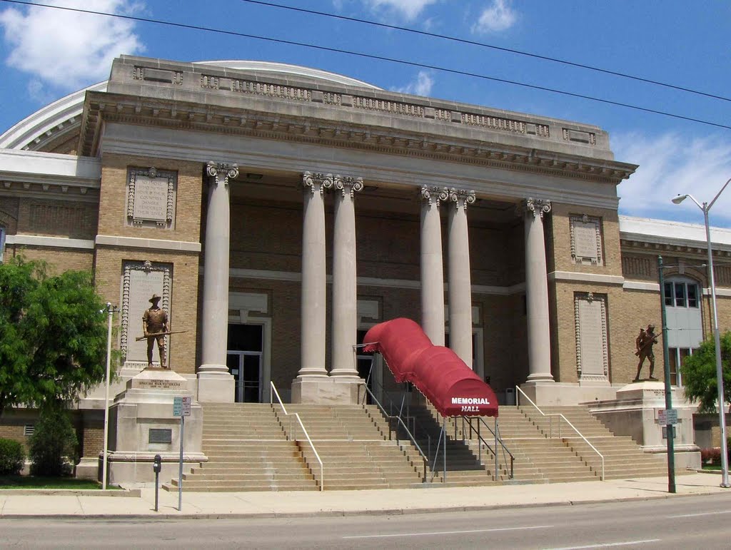 Memorial Hall, GLCT