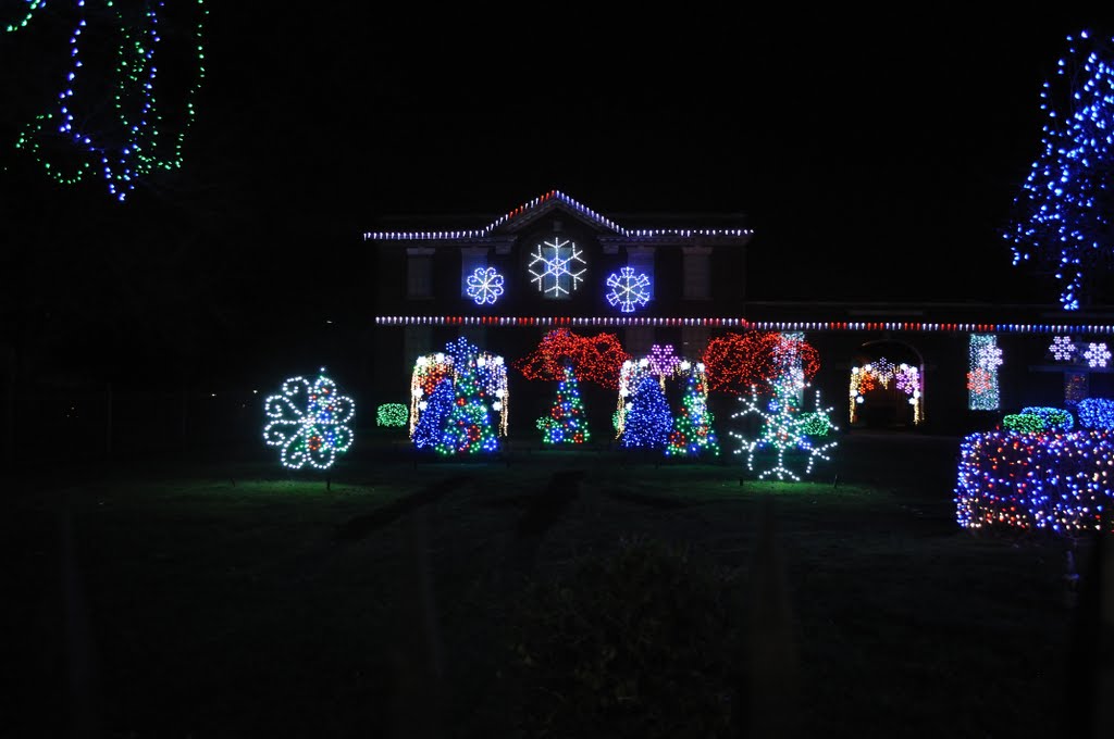 Nela Park Christmas Lights 2011 2