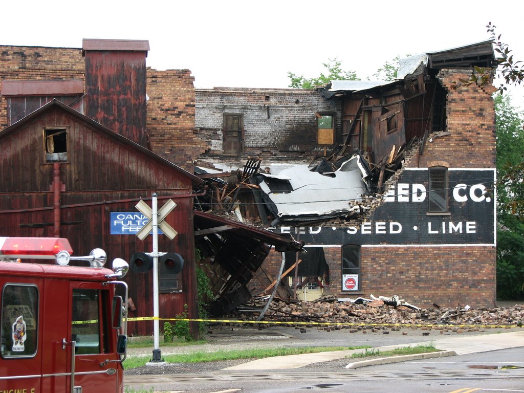 Canal Fulton Feed Store Collapse