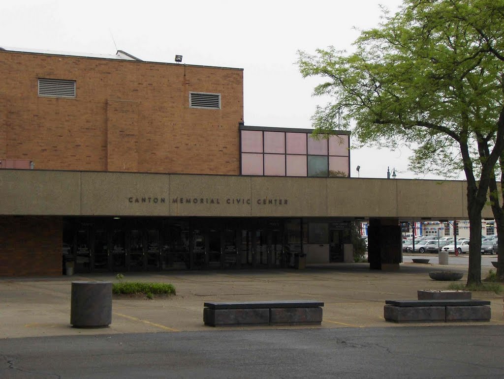 Canton Memorial Civic Center, GLCT