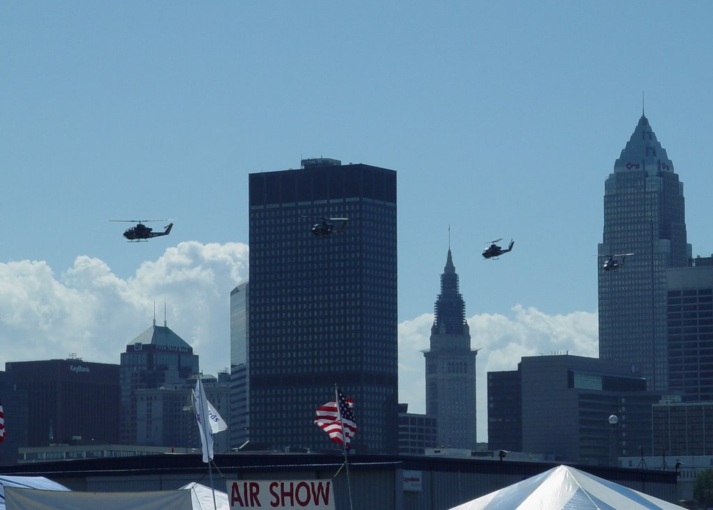 2007 Cleveland National Airshow - Burke Lakefront Airport - US Army Sky Soldiers