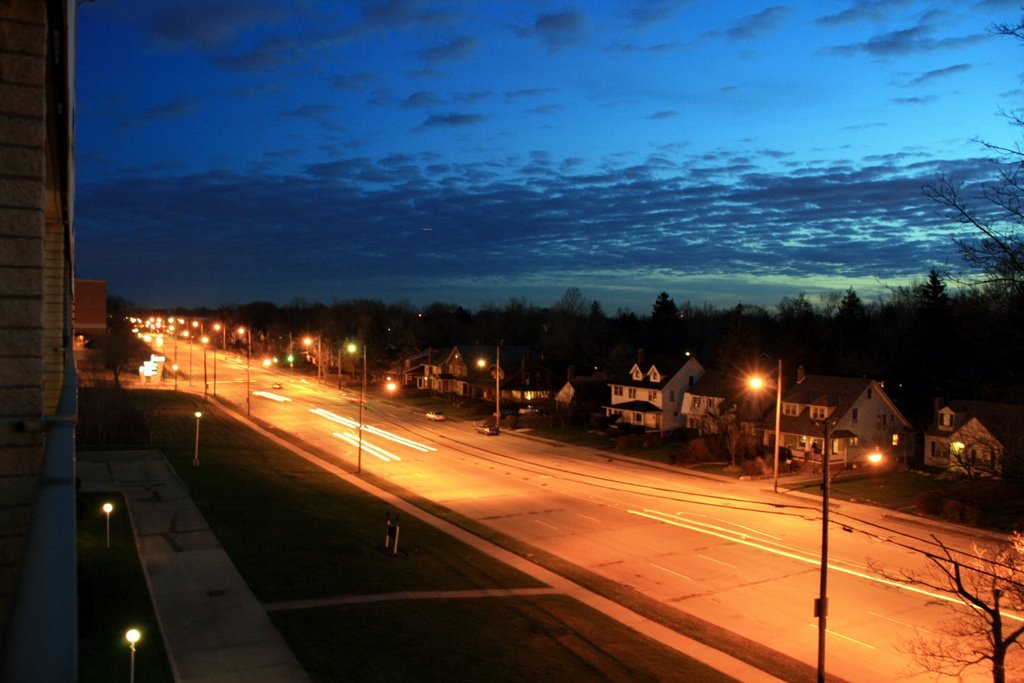 Night view of South Taylor Road