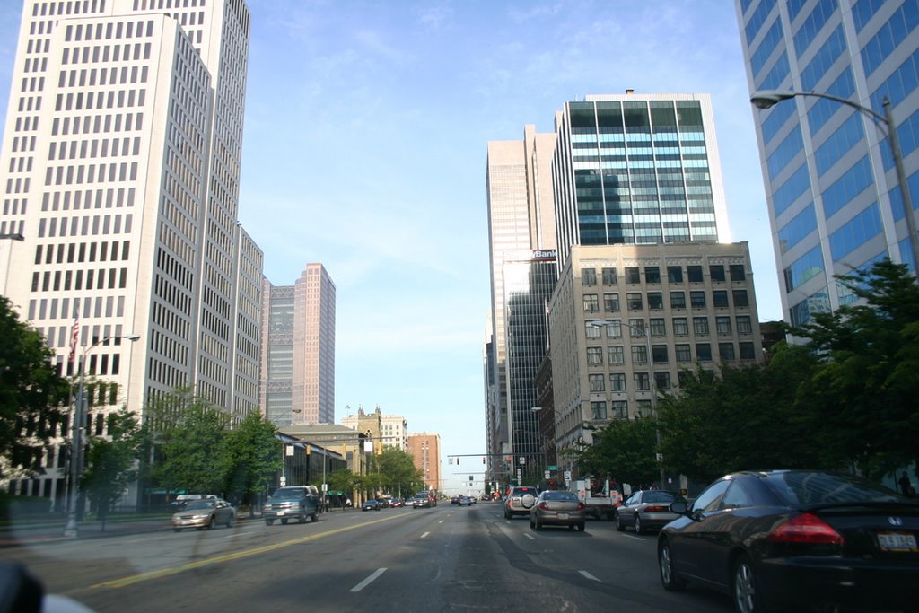 Heading west on Broad.