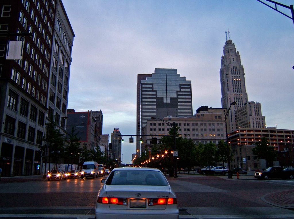 Downtown Columbus at High and Long.