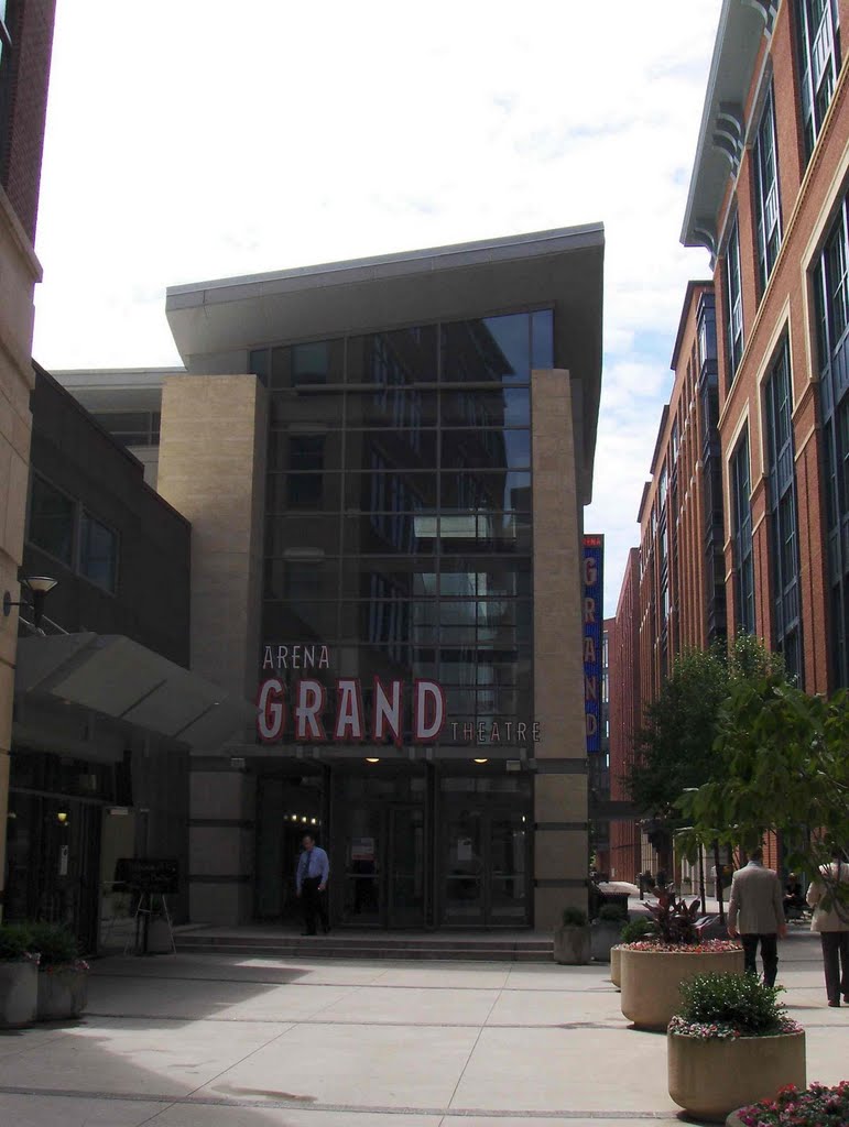 Arena Grand Movie Theatre, GLCT