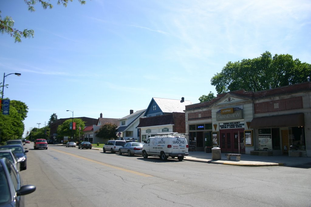 Looking south on Grandview.