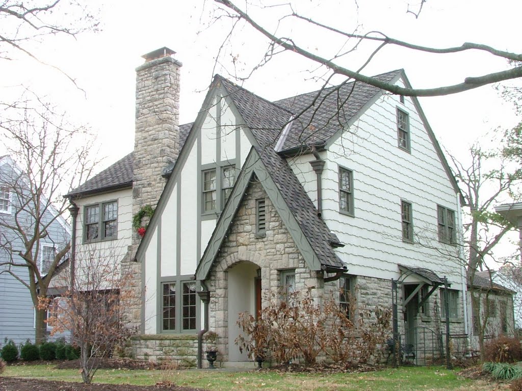 Upper Arlington, Ohio Roofing- GAF Grand Canyon Mission Brown