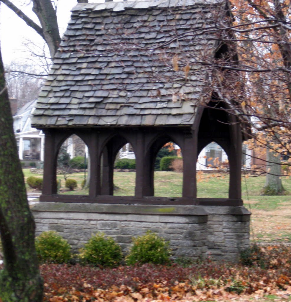 Mariemont Bus Stop