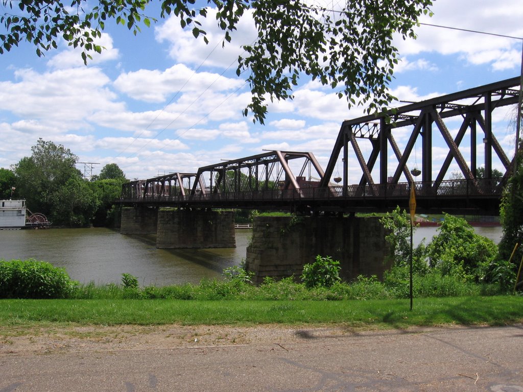 Bridge Across the Muskingum River
