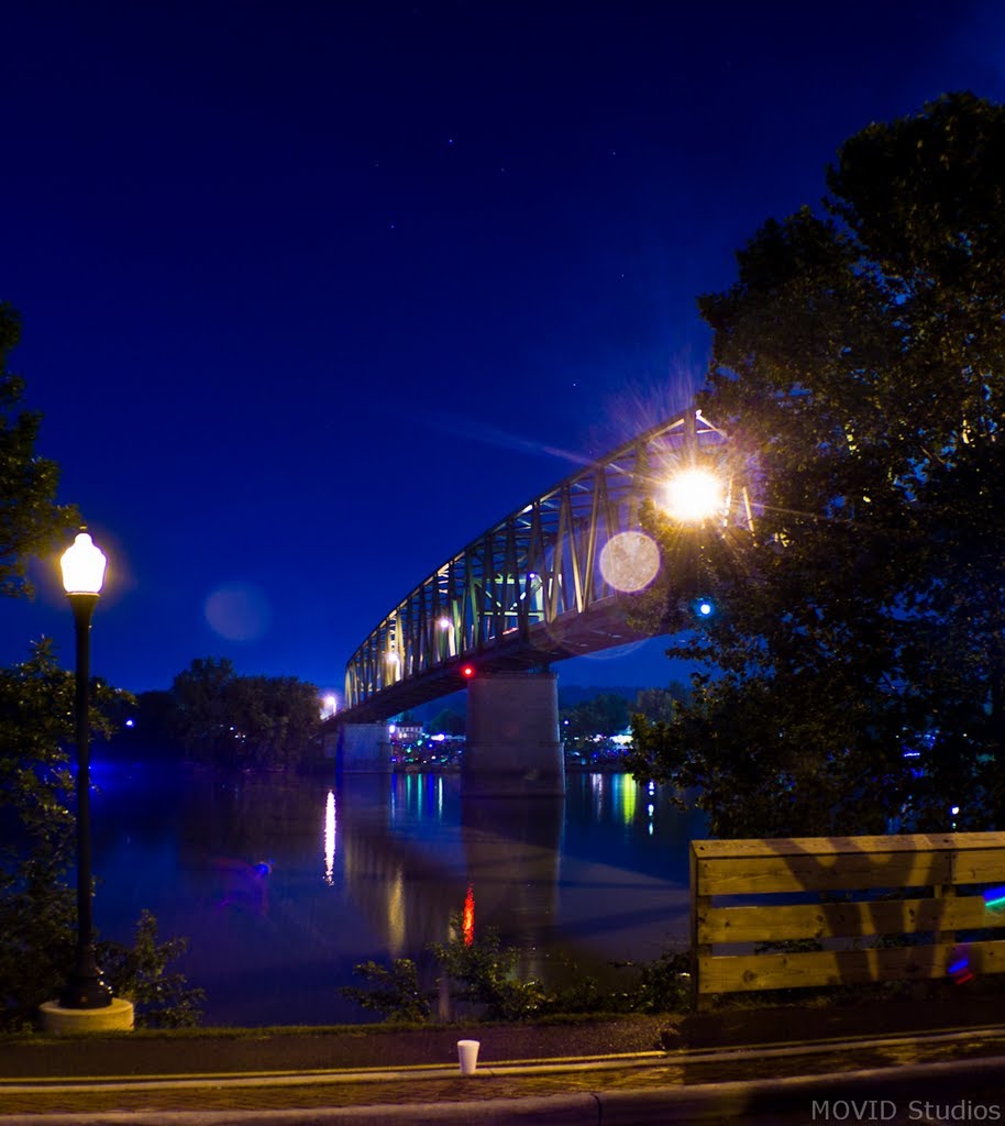 Marietta Bridge at night