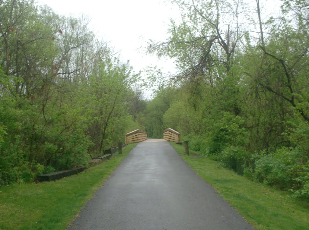 New Sippo Valley Trail bridge
