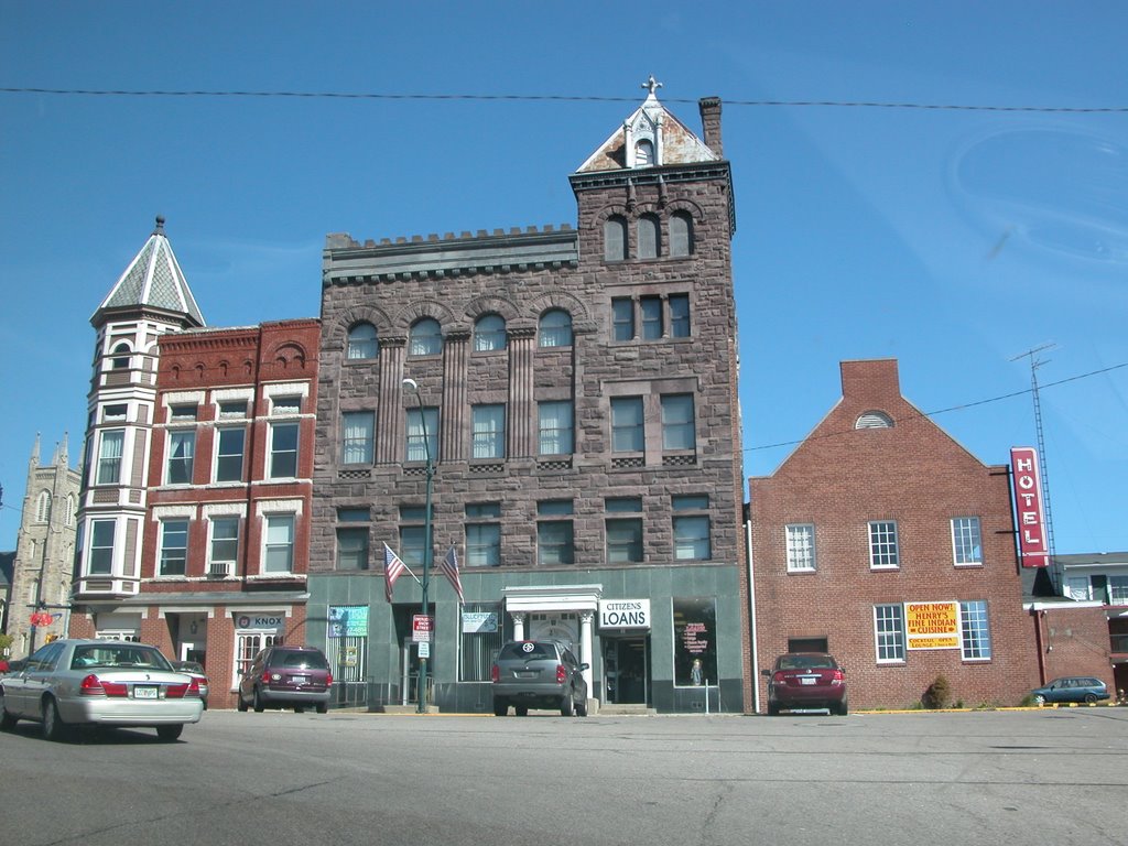 Building on the Town Square, Mt. Vernon, Ohio
