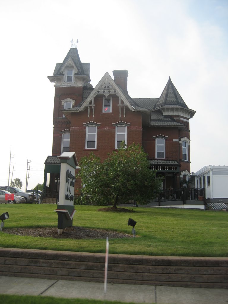 Corkscrew saloon