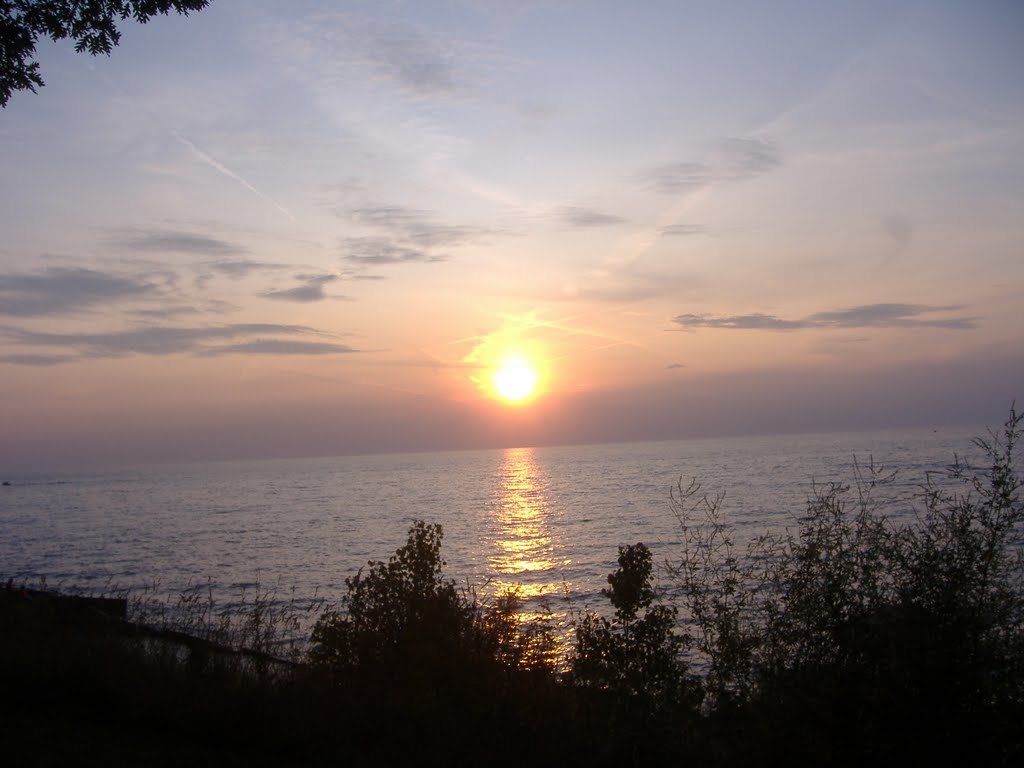 Sunset at Mentor on the Lake, OH