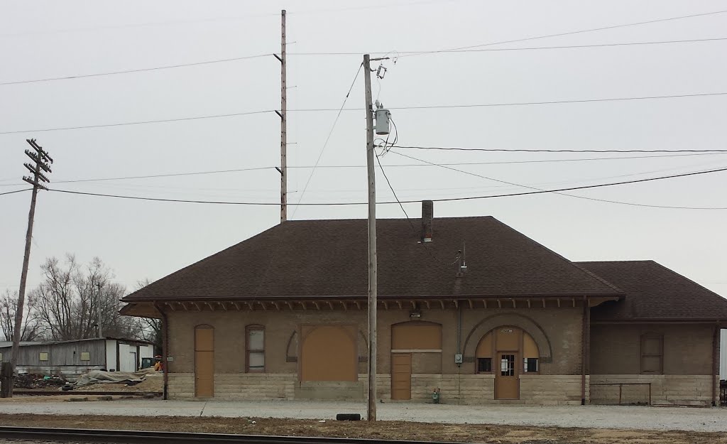 The old London Ohio Train Station allot to sit and rot.