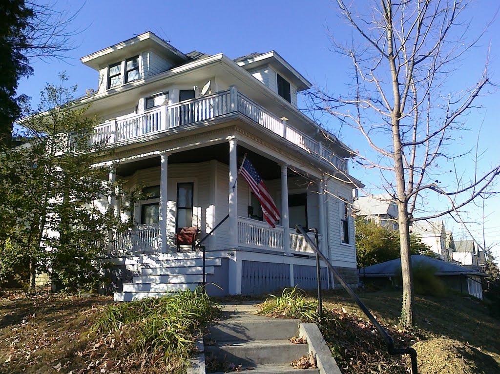 old house on cleneay ave and Elsmere ave