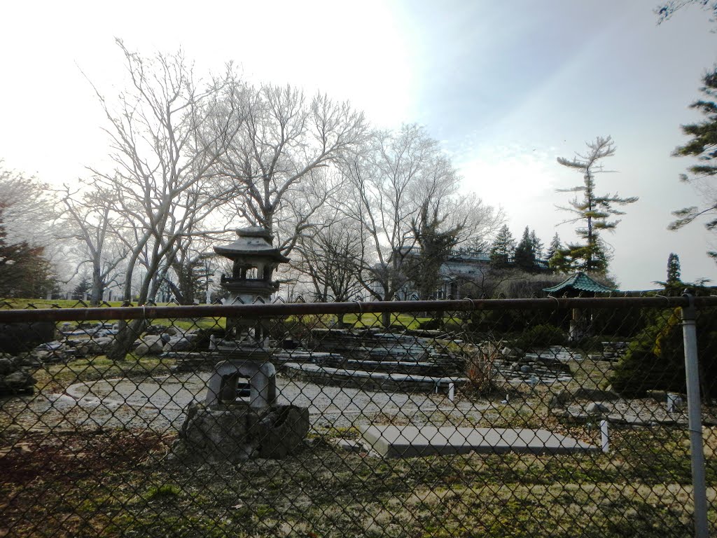 Peter G. Thomson House... circa, 1907  .. Garden area.  National Register of Historic Places