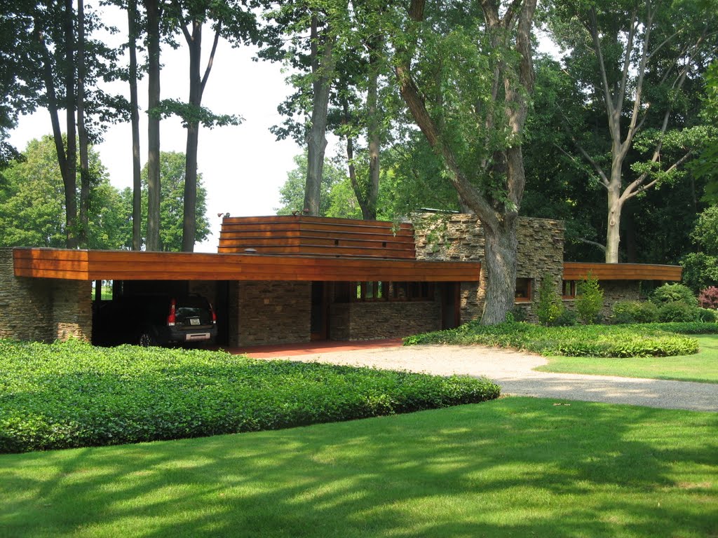 Frank Lloyd Wright usonian house, North Madison, Ohio