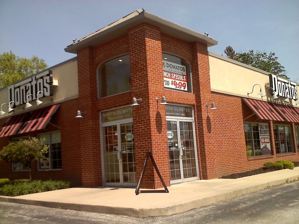 Still open Donatos (North Olmsted, Ohio)