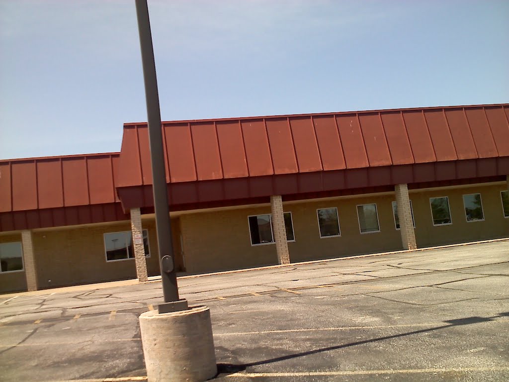 Former Tops Friendly Markets (North Olmsted, Ohio)