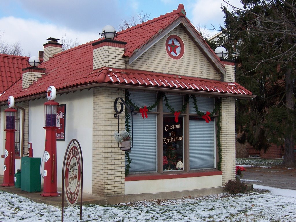 Old Texaco gas station on the Green, Canfield, OH