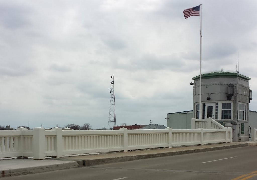 The draw bridge.