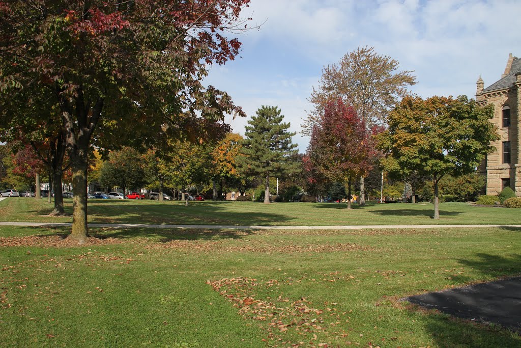Beautiful SW Lawn @ Ottowa County Courthouse, Port Clinton , Ohio