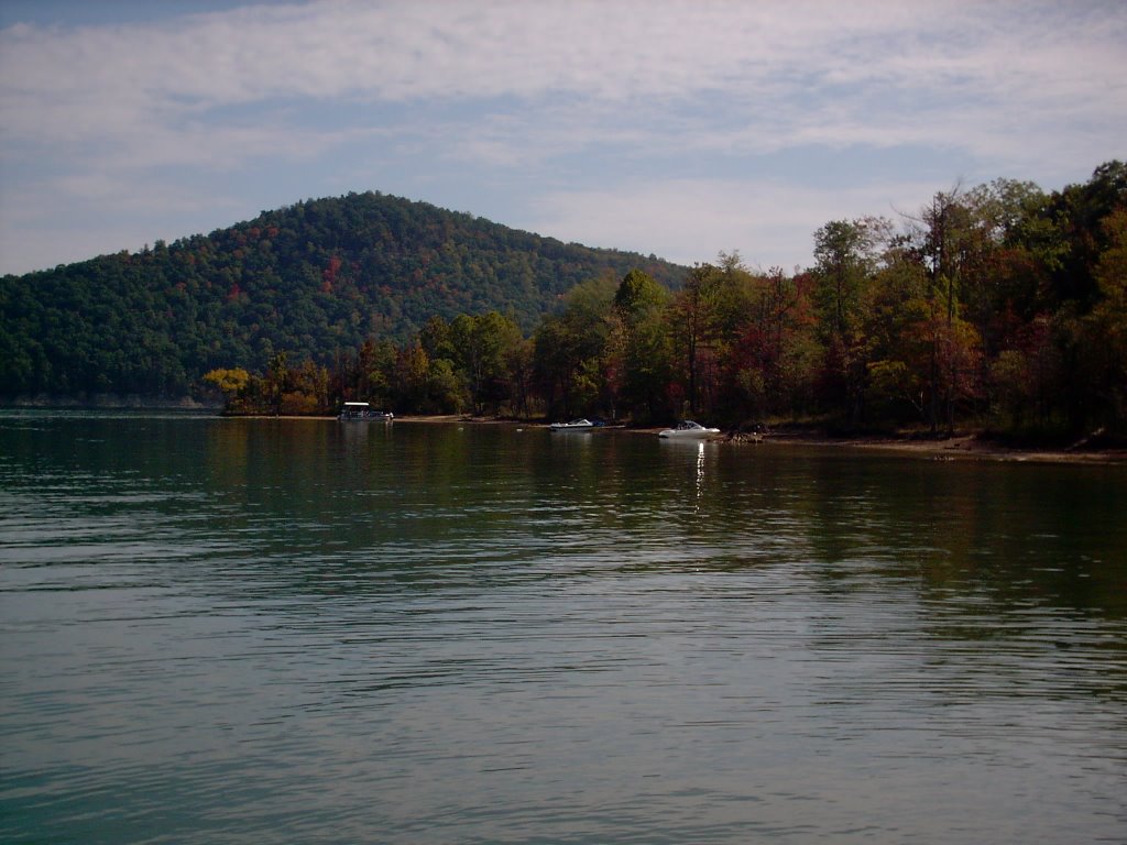 Cave Run Lake viewed from Zilpo boat launch, Kentucky