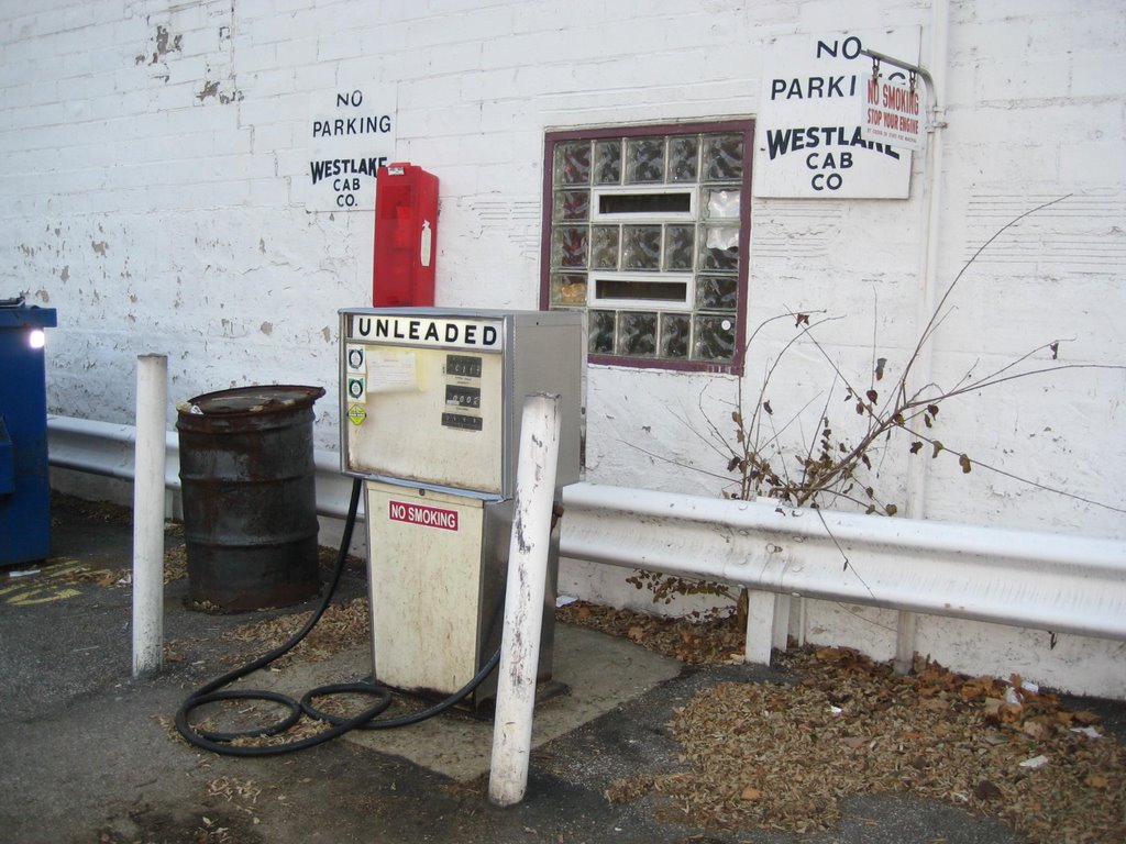 Gas pump