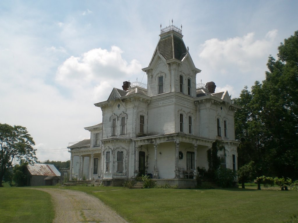 Castle Hill Farms house
