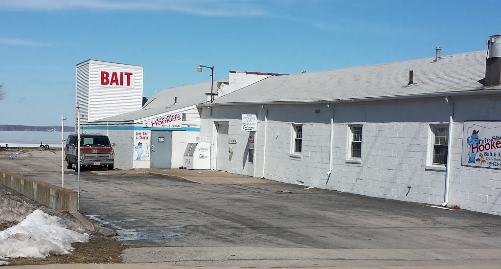 Erie Shore Hookers Bait-Tackle