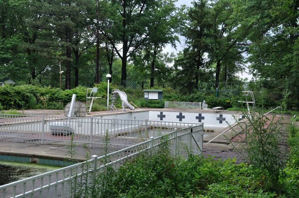Oakwood Pool