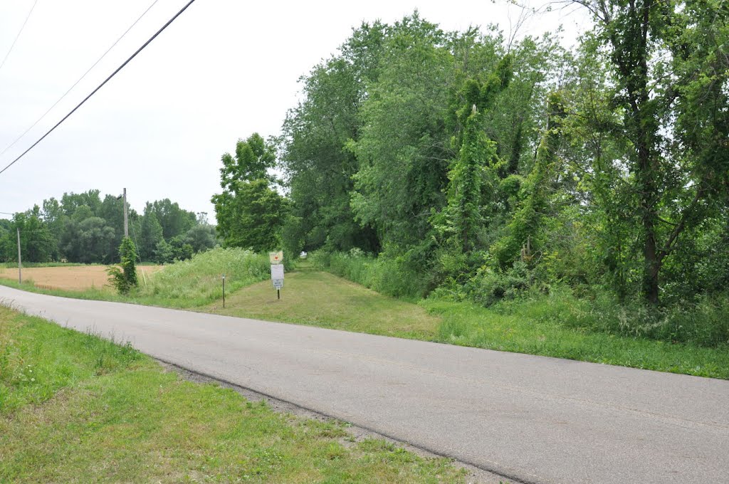 Heart of Ohio Trail - Kinney Road Crossing