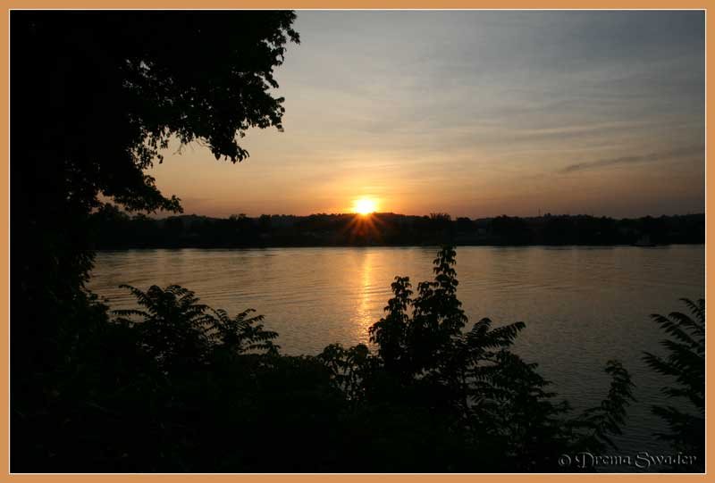 Morning On The Ohio (Tri-State Confluence)