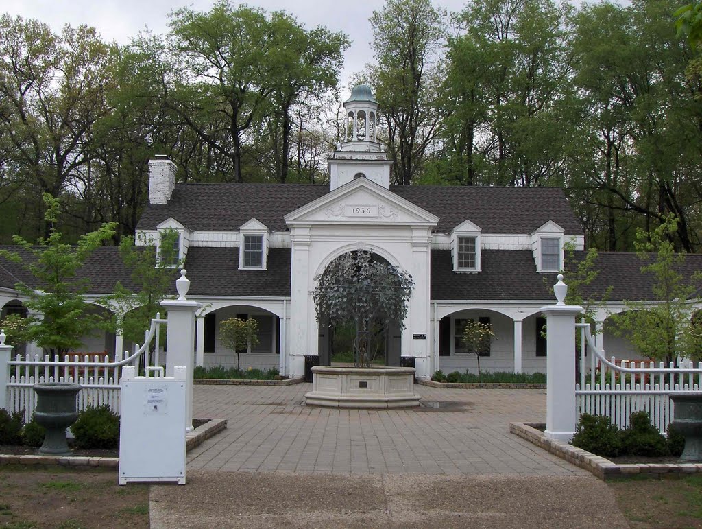 Metz Visitor Center, GLCT
